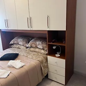  Quarto em Acomodações Particulares Turistico Francy Itália