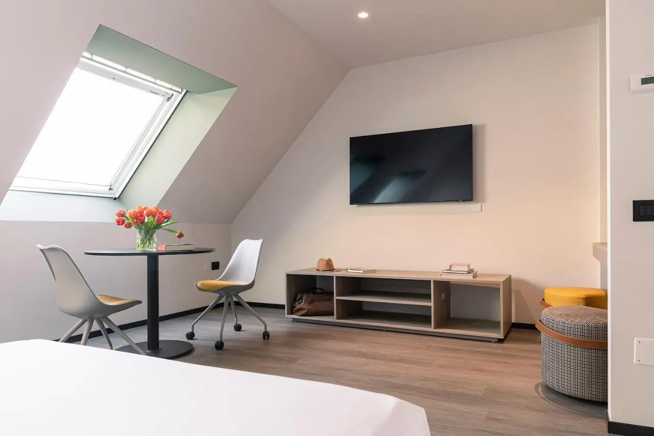 Quark Hotel Milano 4*,